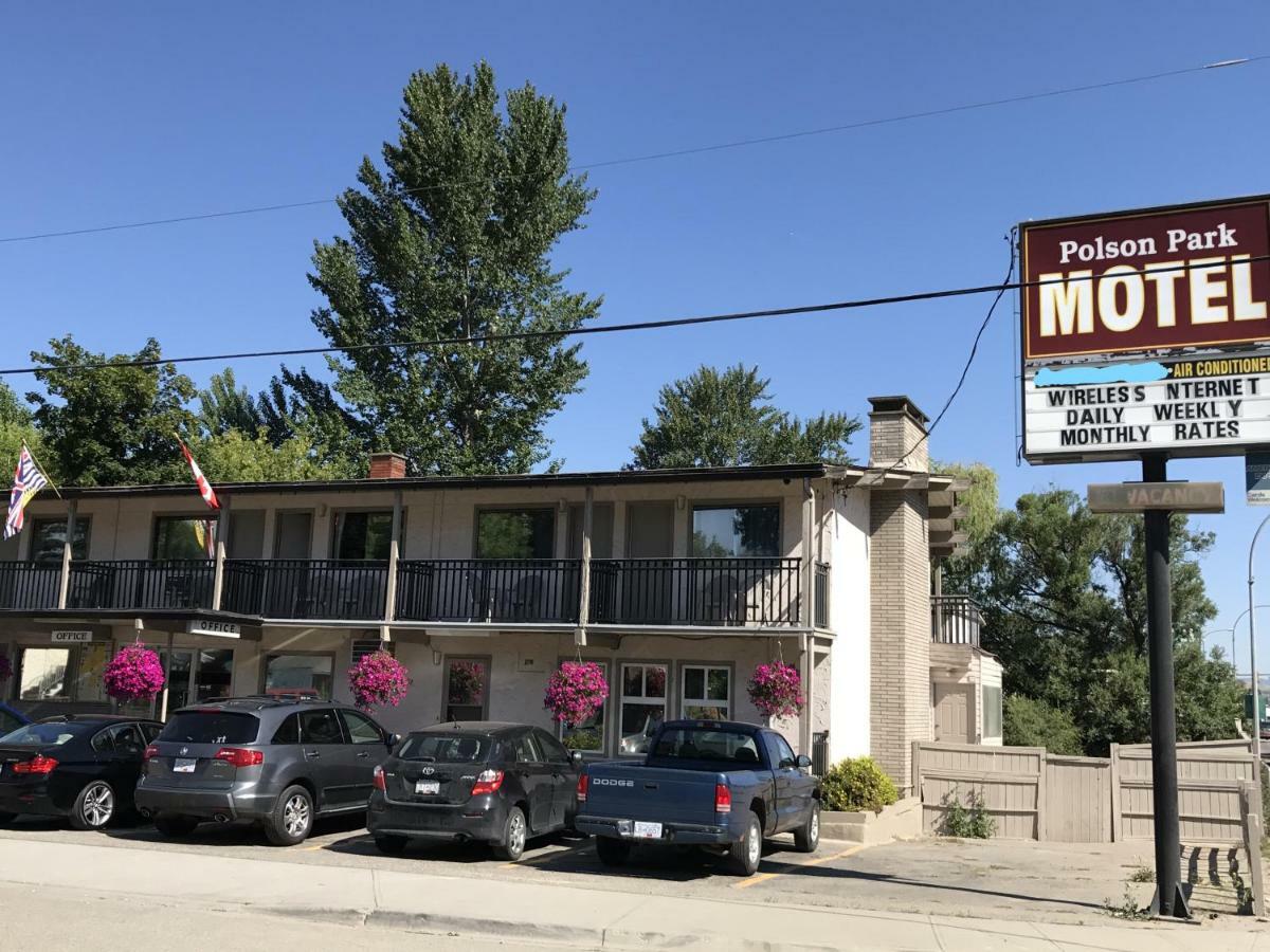 Polson Park Motel Vernon Eksteriør bilde